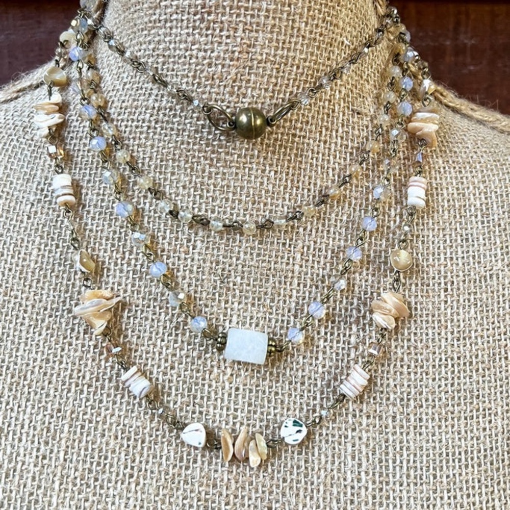 Medina Necklace Beige Can Wear 5 Ways